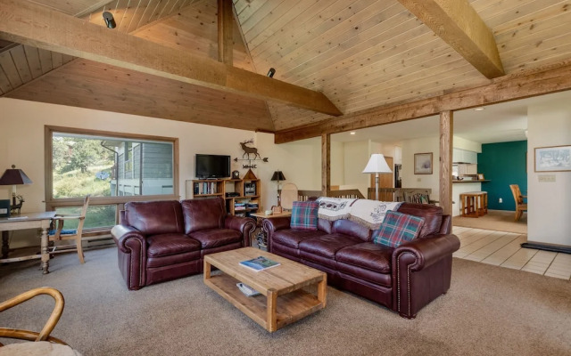 Adams Vacation At Windcliff 2 Bedroom Home by RedAwning