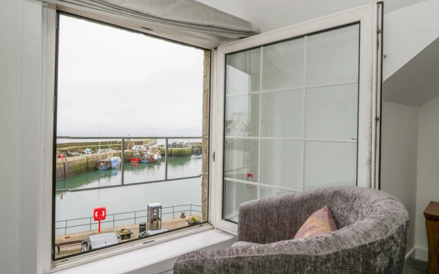 Maimies Harbourview
