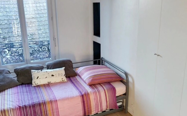 Apartment With in Crécy la chapelle With Wonderful City V