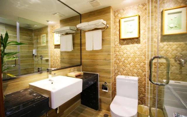 Crystal Pudi Hotel