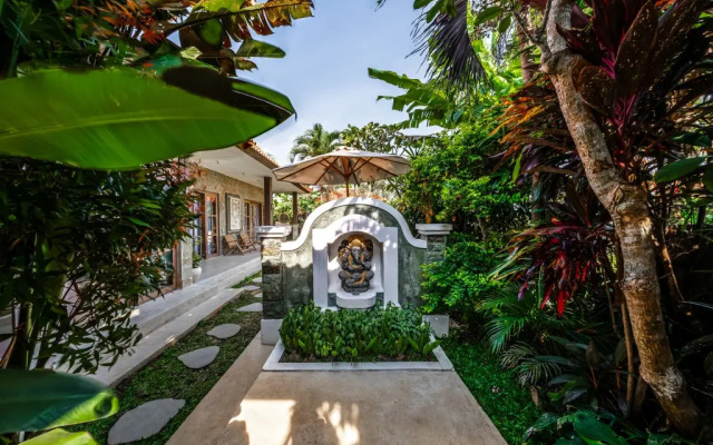 Nyaman Villas by EVDEkimi – romantic escape among rice fields w/pool, terrace - Long stay extras