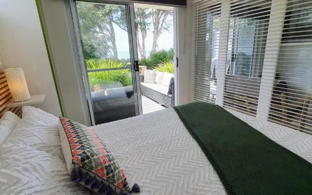 Goat Island Bungalow