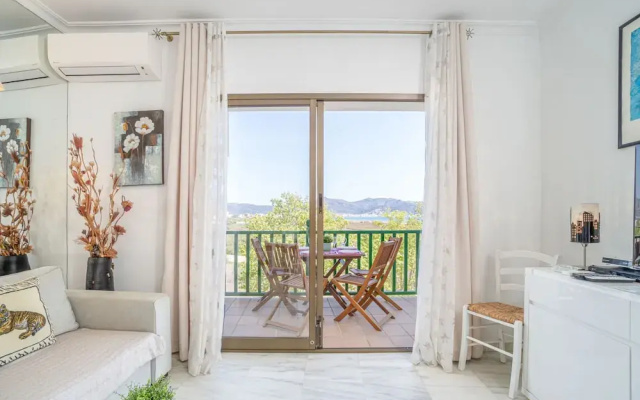 Apartment in Empuriabrava Near Sandy Beach