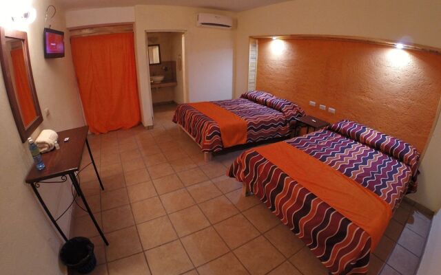 Hotel St Cruz Creel комната для гостей