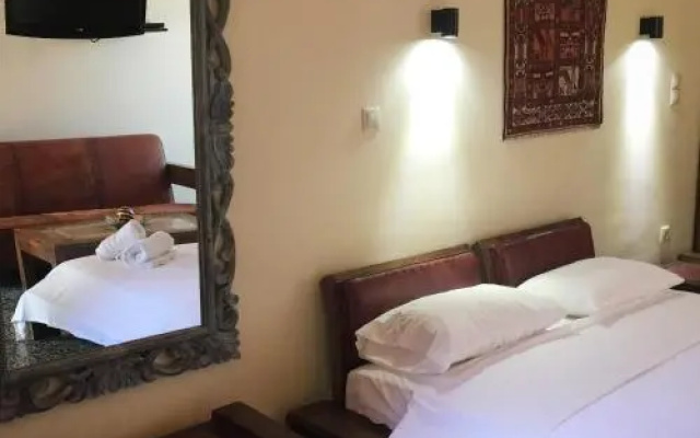 Ebadi Inn