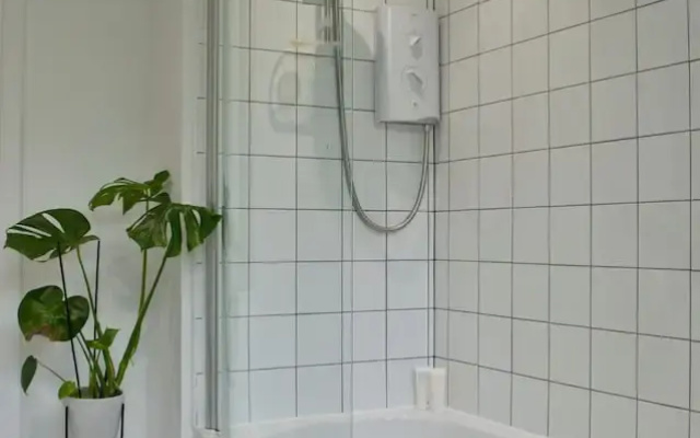 Scandi-style 1 Bedroom City Centre Apartment