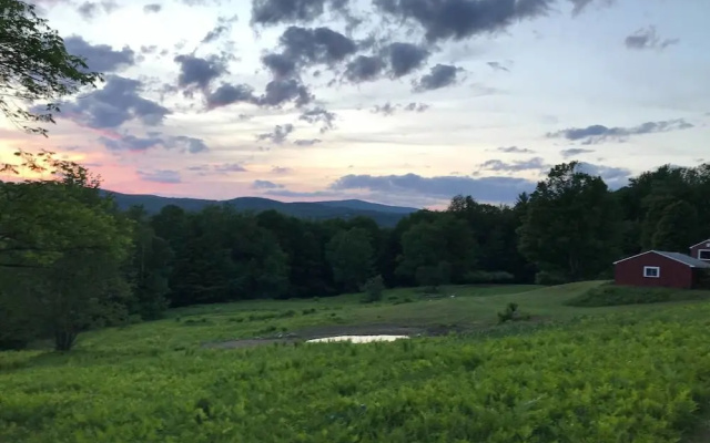 Tentrr â Hidden Hoosic Riverside Camp