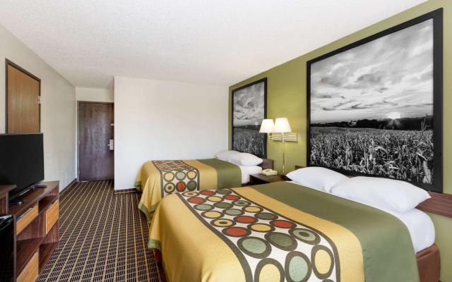 Super 8 by Wyndham Norfolk