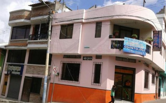 Hostal Dinos in Culacusi, Ecuador from 113$, photos, reviews - zenhotels.com hotel front