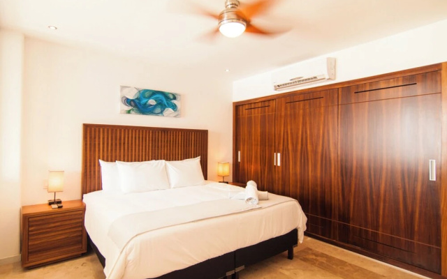 Kuxtal 3 Bedroom Downtown Apartment