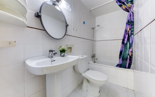 Apartment in Roses Near Platja Almadrava