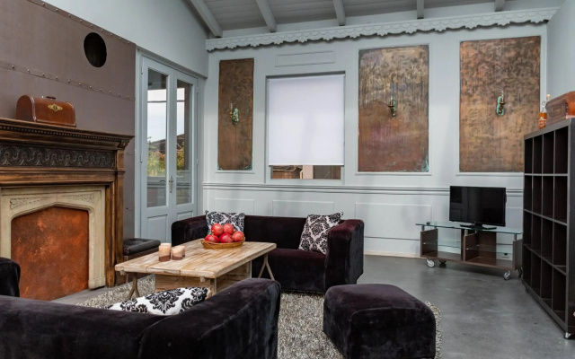 Sinanis city home