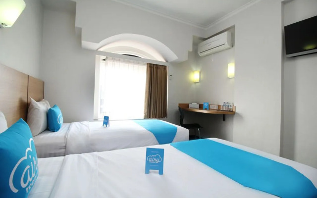 雅加达艾里塔曼塞里曼加彼赛尔德拉潘7号酒店(Airy Taman Sari Mangga Besar Delapan 7 Jakarta)