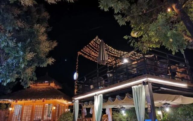 MeiZhou JZL  B & B