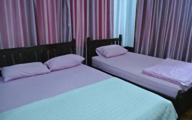 Khousap Guesthouse