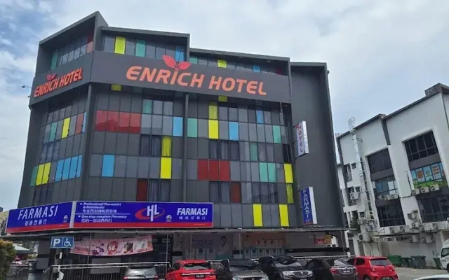 Enrich Hotel Semenyih by uBook