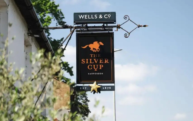 The Silver Cup - Inn