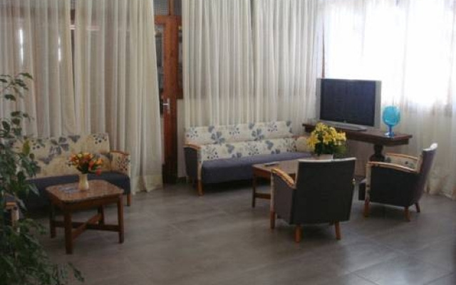 Hotel Villa Ana