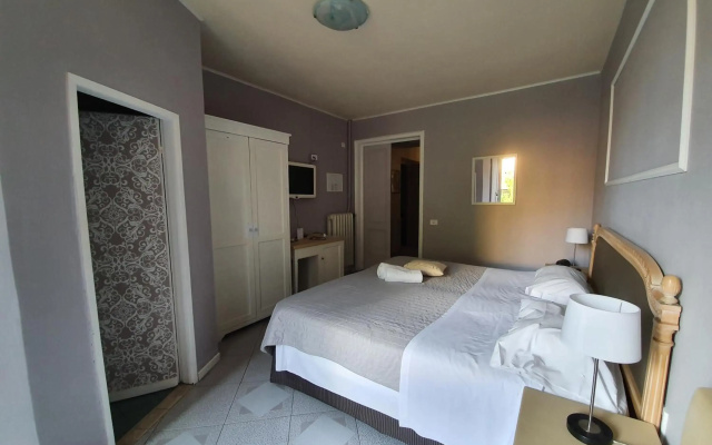 Hotel Fedora