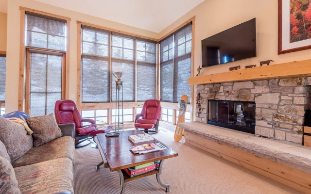 Angani Way Town102 - 3 Br Condo