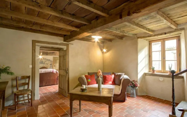 Gîte Saint-Just-la-Pendue, 3 pièces, 4 personnes - FR-1-496-51