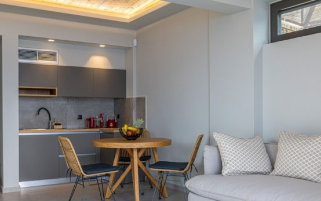 Anadeo Villas & Suites