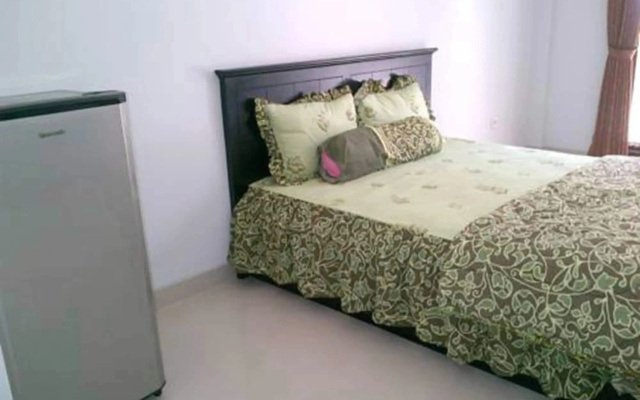 Reddoorz Kartika Plaza 3