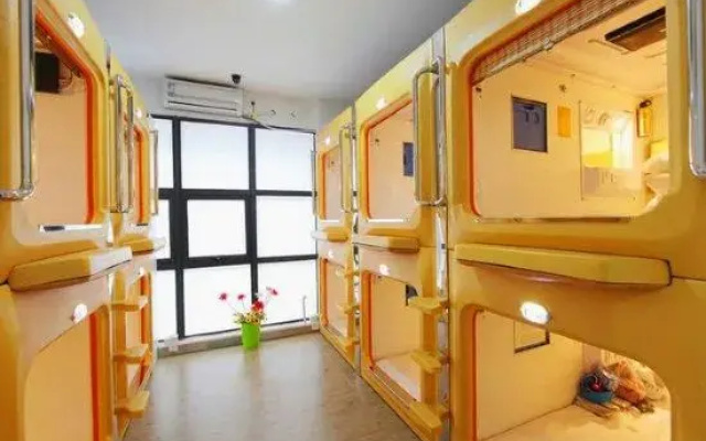 Yilian Xiyu Business Serviced Apartment (Gaoxin Digital Port Zhenghonghui)