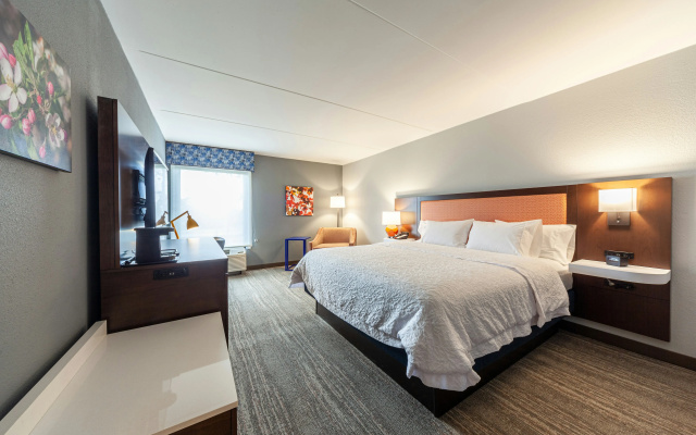 Hampton Inn Winchester N/Conference Center, VA