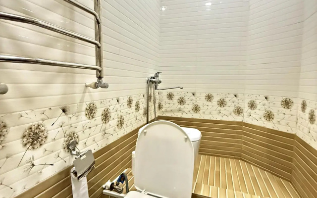 Royal Rentals (Роял Ренталс) на улице Олтинтепа 394