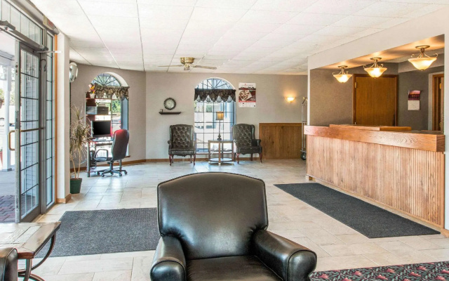 Rodeway Inn Grandville - Grand Rapids