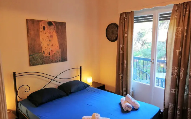 Cozy Apartment Near Acropolis