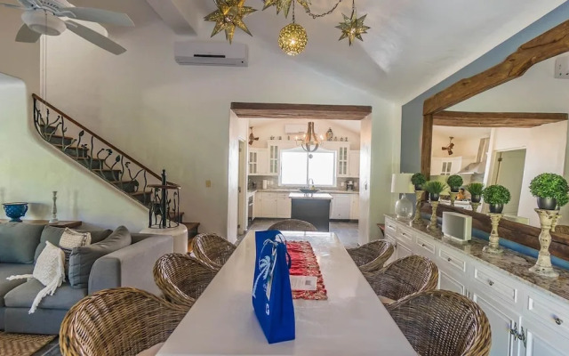 Casa Blanca 4 Bedroom Home