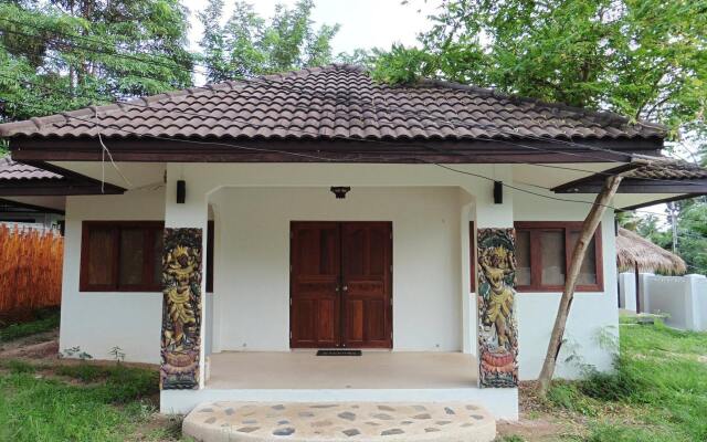Отель Sukhavati Villa вид на фасад