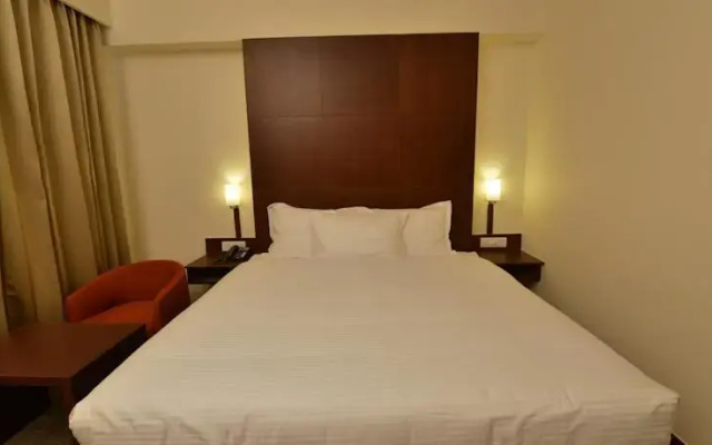 Hotel The Grand Saakar Tiara