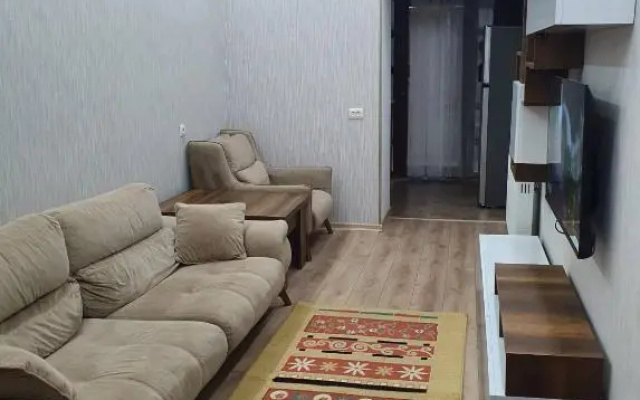 Nari Apartment