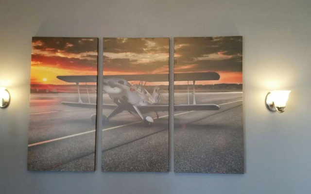 Airport Inn and Parking/Dayton International Airport