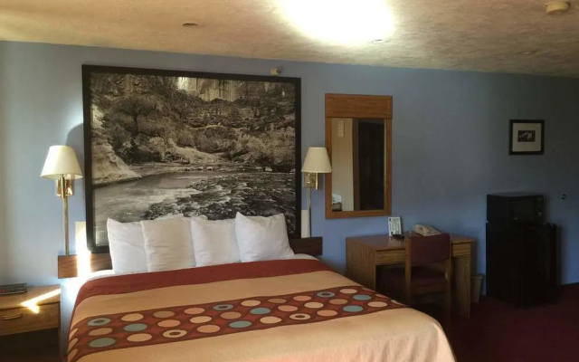 Super 8 By Wyndham Cedar City