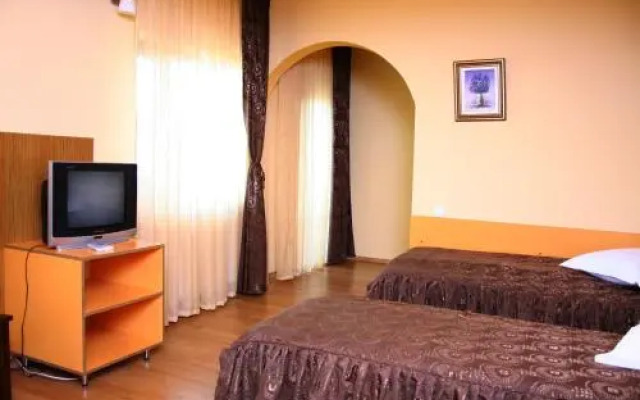 Vila Delta Travel - Mila 23