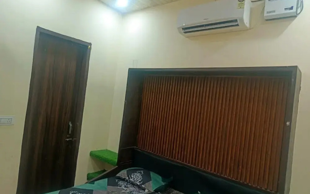 Elvin Hotel Karnal