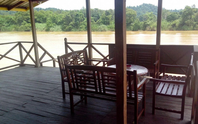 Bilit Adventure Lodge