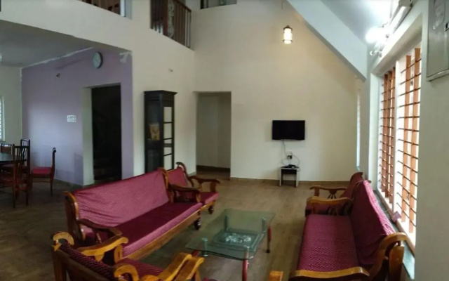Mamta Bungalow 7BHK