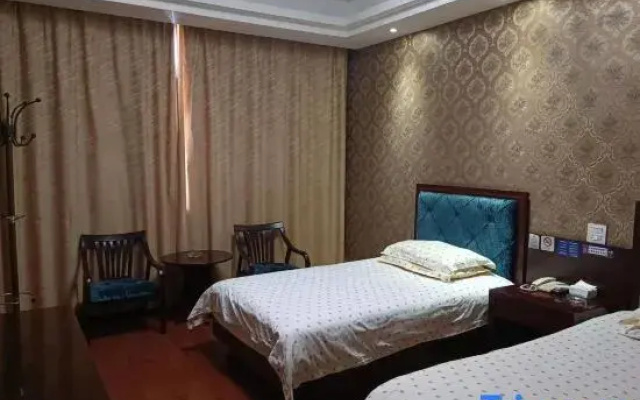 Yuhuan Garden Hotel (Taian Road)