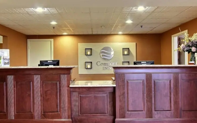 Comfort Inn West
