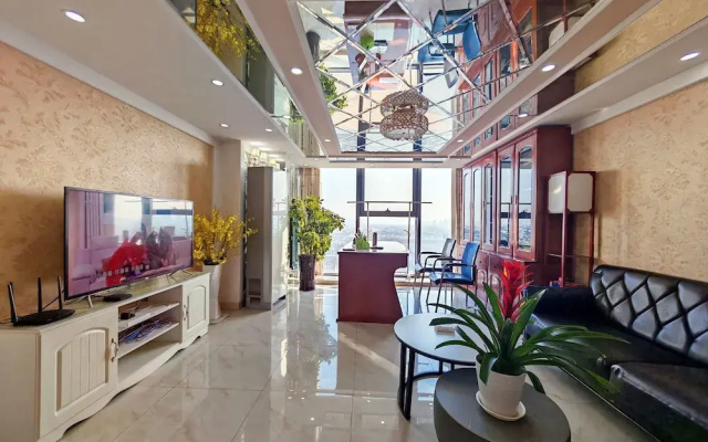 Railway Station Splendid Elegant Apartment