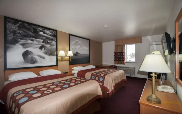 Super 8 by Wyndham Wenatchee