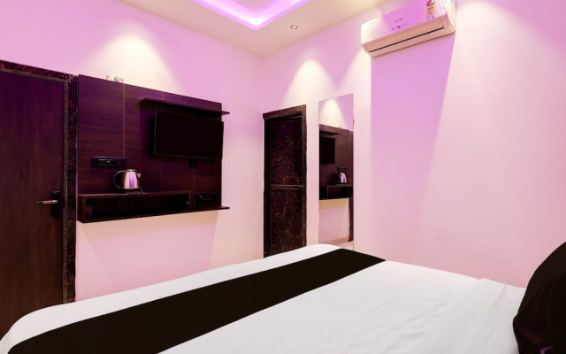 Super Townhouse Oak Kanpur