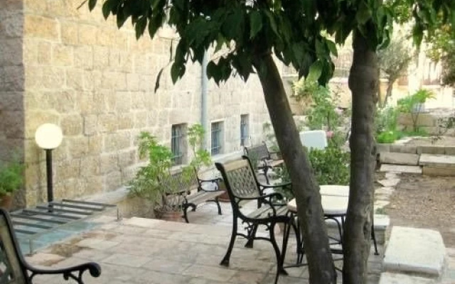 Heart of Jerusalem - Magas House
