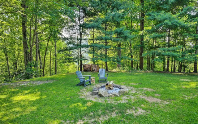 Tree-lined Robbinsville Studio, Near Trails!