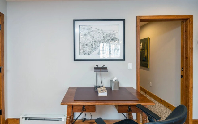 Bear Creek Lodge 112 2 Bedroom Condo by Alpine Lodging Telluride